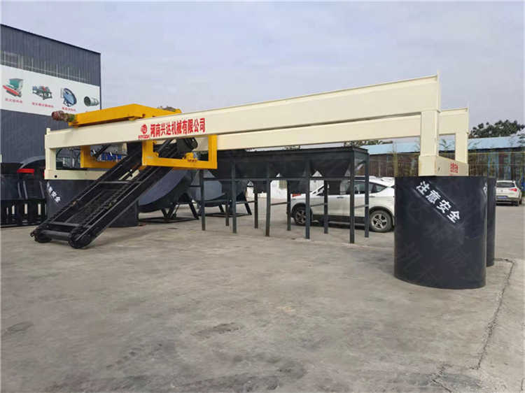 槽式大跨度發(fā)酵糞便翻堆機均勻物料腐熟周期短