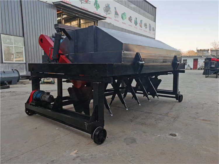 處理牛糞雞糞堆肥發酵翻耙機,環保有機肥液壓槽式翻拋機設備